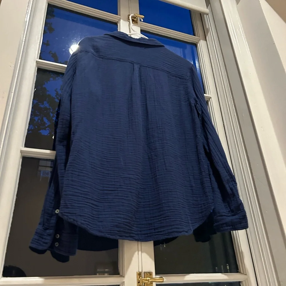 Xirena soft cotton gauze button down - Picture 5 of 6